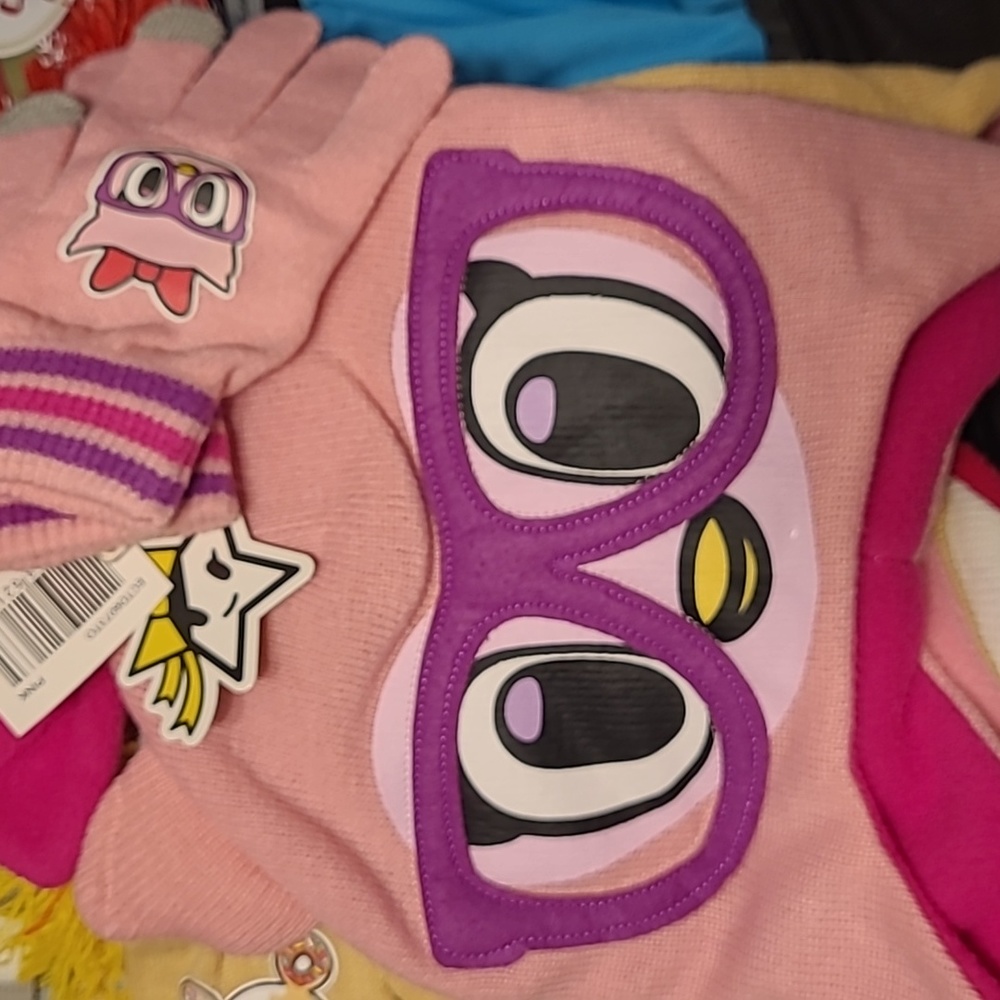 TOKIDOKI (neon star) hat and glove